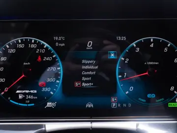 MERCEDES-BENZ AMG GT 43 4Matic