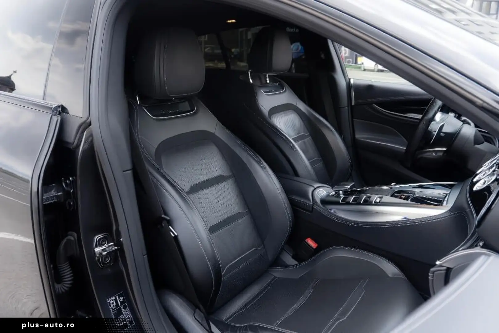 MERCEDES-BENZ AMG GT 43 4Matic