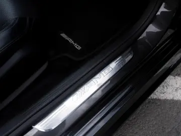 MERCEDES-BENZ AMG GT 43 4Matic