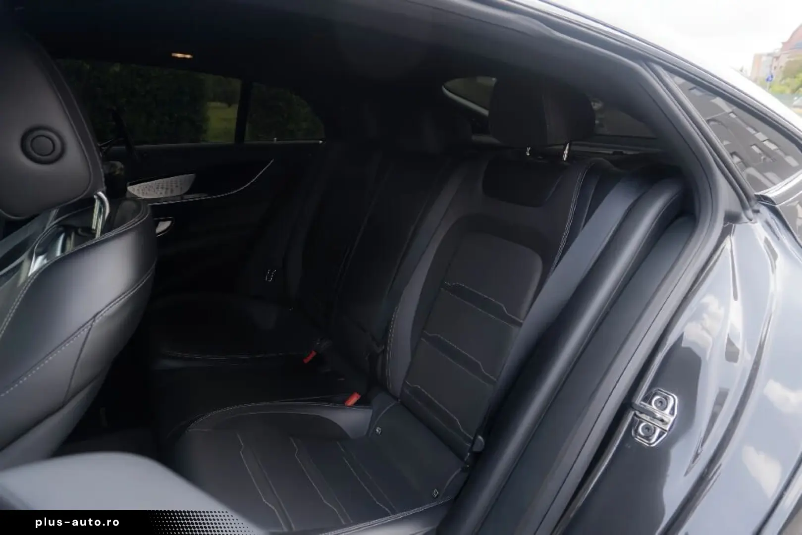 MERCEDES-BENZ AMG GT 43 4Matic