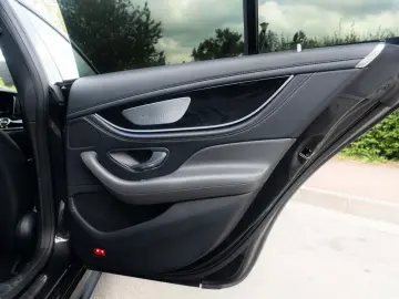 MERCEDES-BENZ AMG GT 43 4Matic