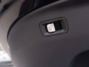 MERCEDES-BENZ AMG GT 43 4Matic