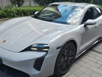 PORSCHE Taycan GTS ALU2 Auto Memory