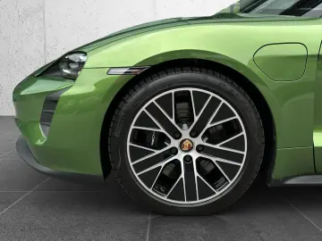 PORSCHE Taycan GTS BOSE Rückfahrkamera 20-Zoll