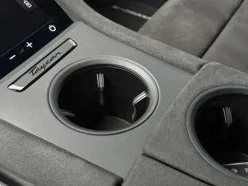 PORSCHE Taycan GTS BOSE Rückfahrkamera 20-Zoll