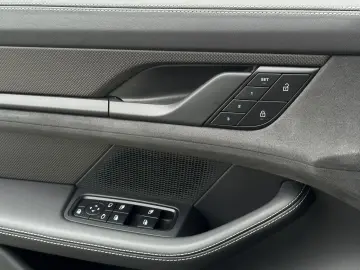PORSCHE Taycan GTS BOSE Rückfahrkamera 20-Zoll