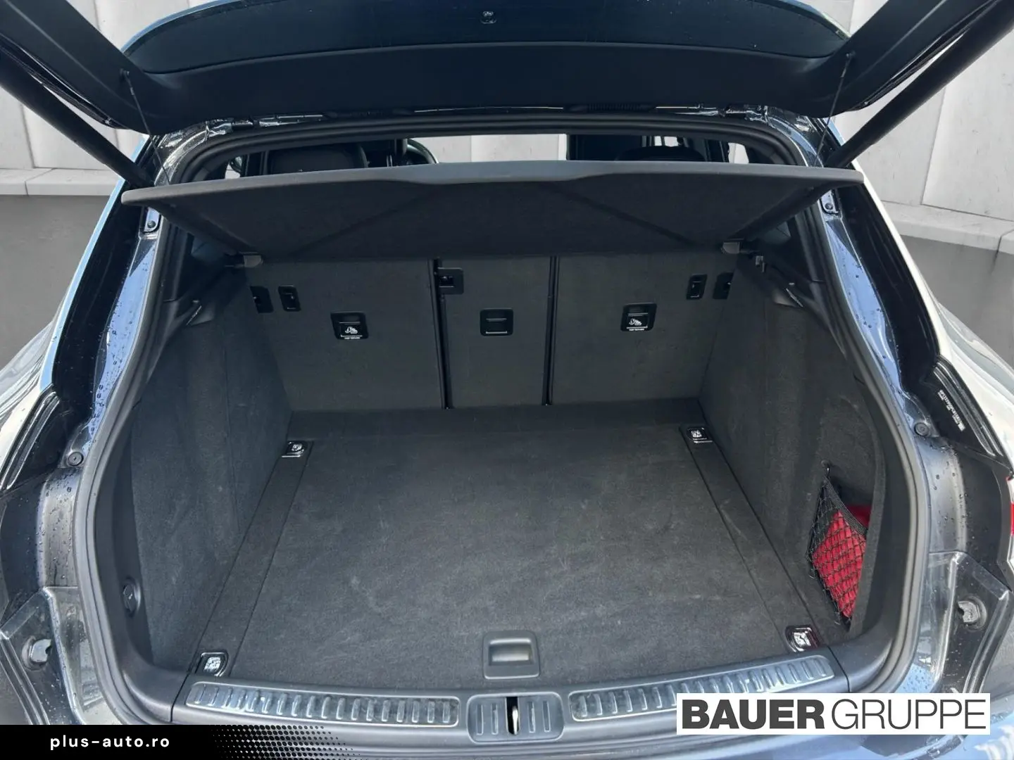 PORSCHE Macan LED Navi DAB Sitzheizung 3-Zonen-Klima Rüc
