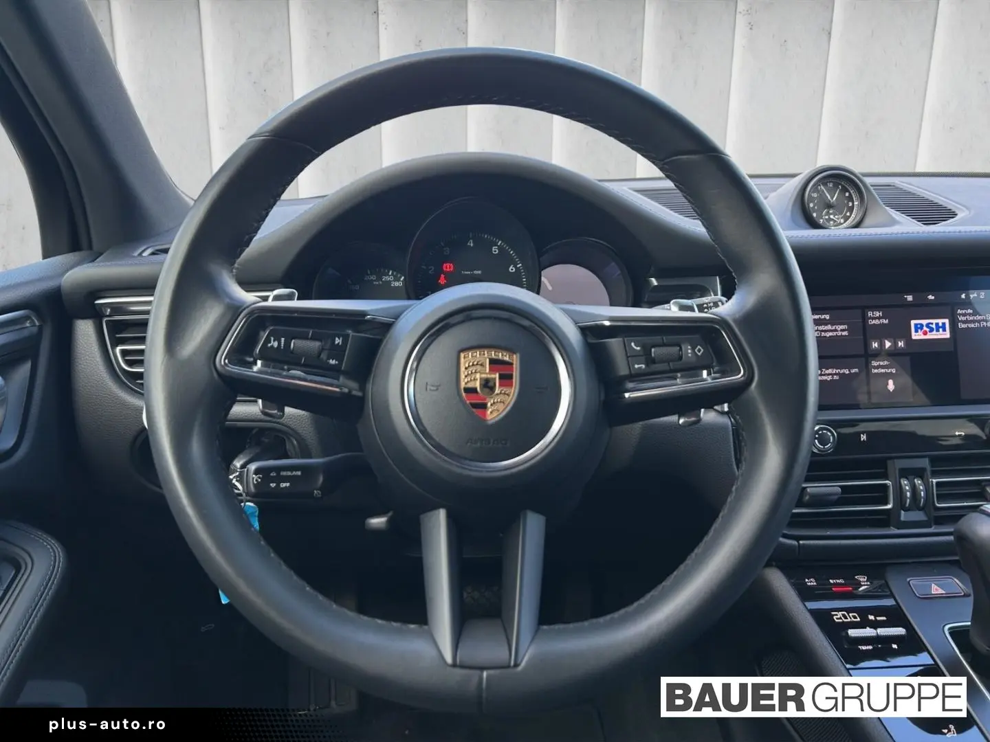 PORSCHE Macan LED Navi DAB Sitzheizung 3-Zonen-Klima Rüc