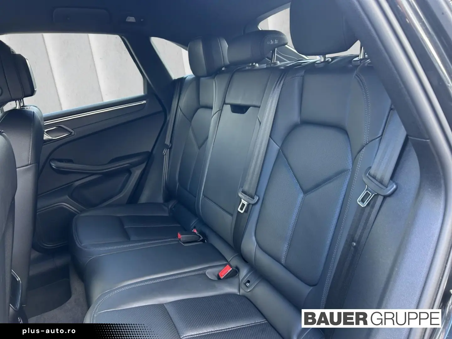 PORSCHE Macan LED Navi DAB Sitzheizung 3-Zonen-Klima Rüc