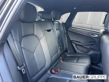 PORSCHE Macan LED Navi DAB Sitzheizung 3-Zonen-Klima Rüc