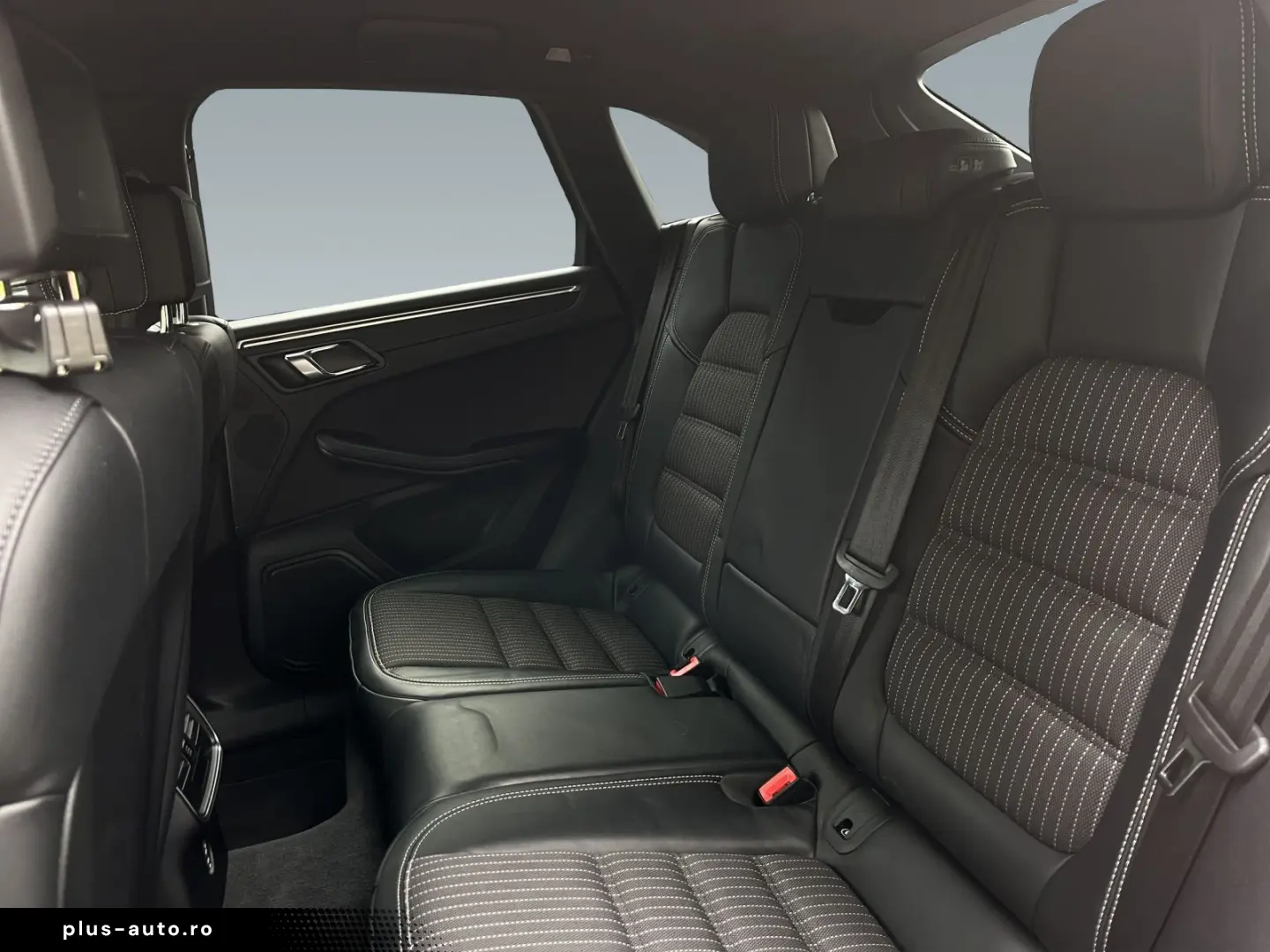 PORSCHE Macan T 75l  PDLS    Privacy  Servo   Tempolim.