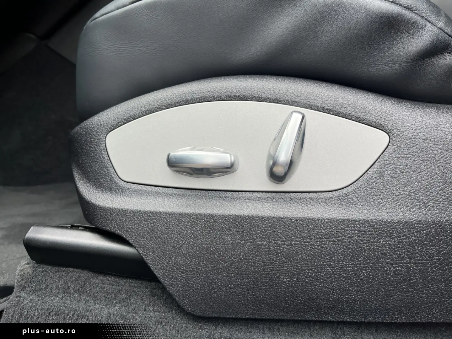 PORSCHE Macan T 75l  PDLS    Privacy  Servo   Tempolim.