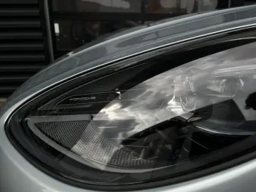 PORSCHE Macan T 75l  PDLS    Privacy  Servo   Tempolim.