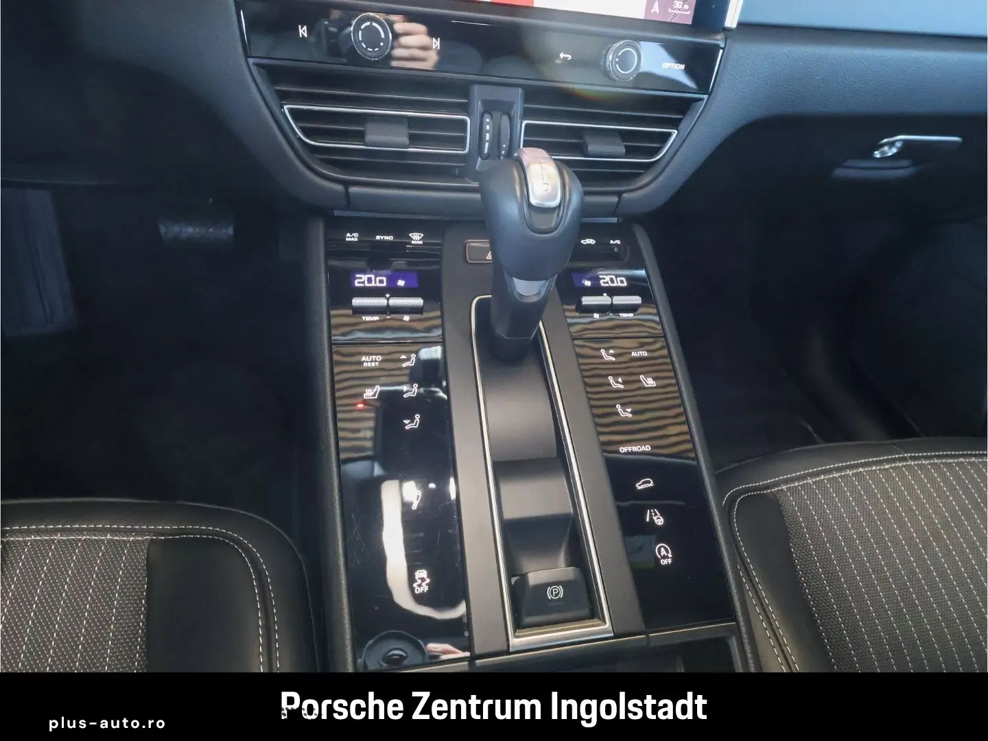 PORSCHE Macan T Panorama SurrondView
