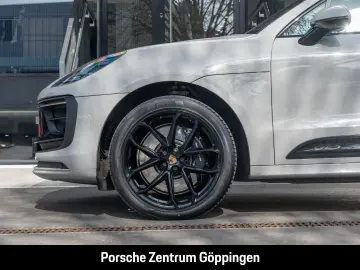 PORSCHE Macan GTS Surround-View BOSE 21-Zoll Luftfederun