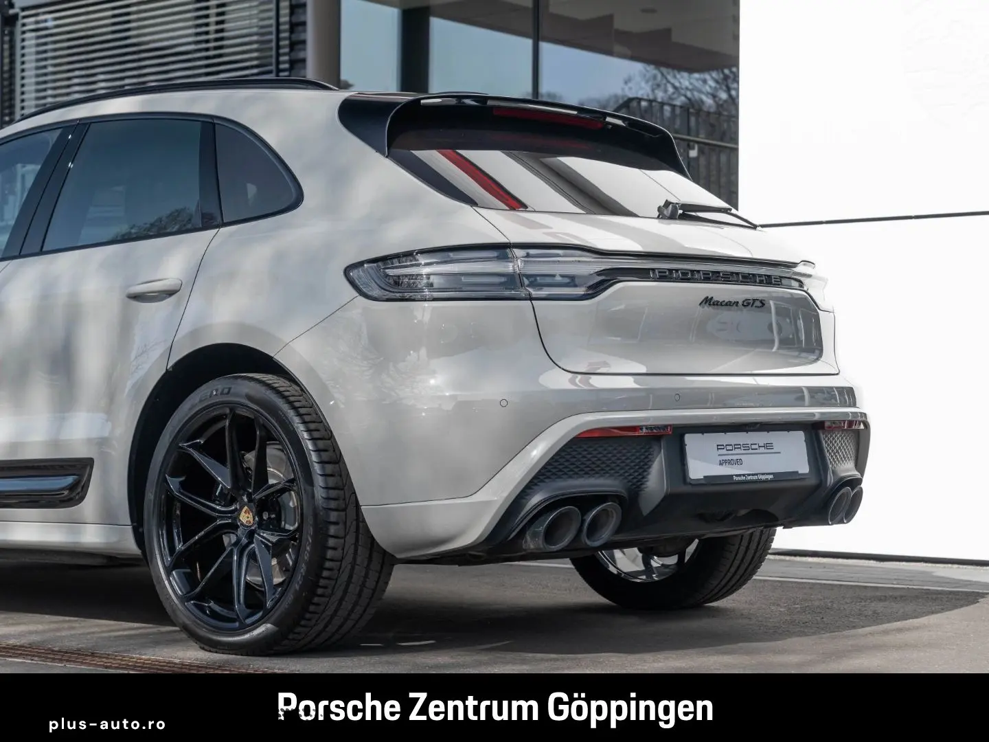 PORSCHE Macan GTS Surround-View BOSE 21-Zoll Luftfederun