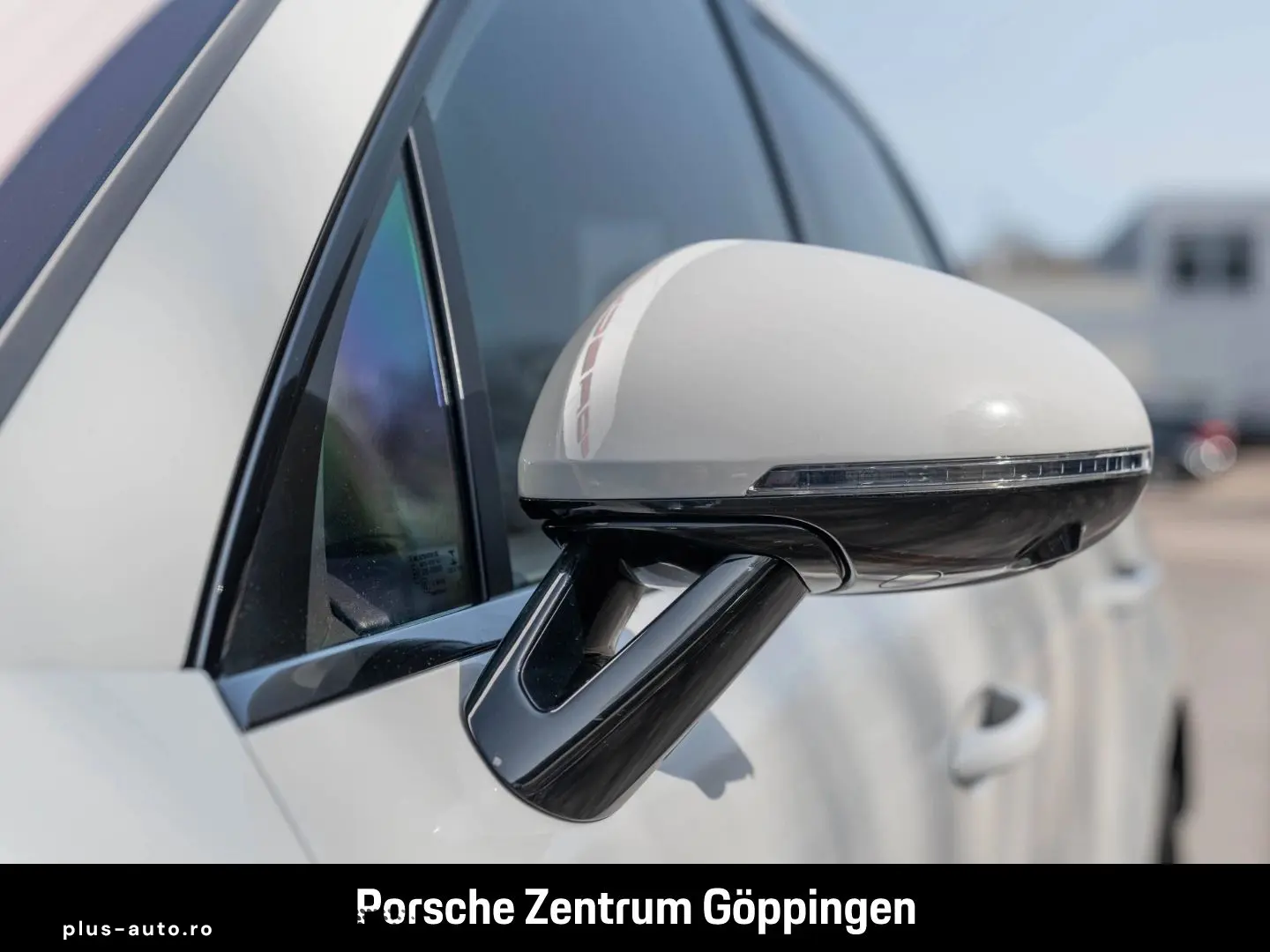 PORSCHE Macan GTS Surround-View BOSE 21-Zoll Luftfederun