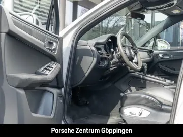 PORSCHE Macan GTS Surround-View BOSE 21-Zoll Luftfederun