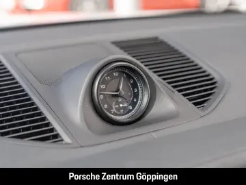 PORSCHE Macan GTS Surround-View BOSE 21-Zoll Luftfederun