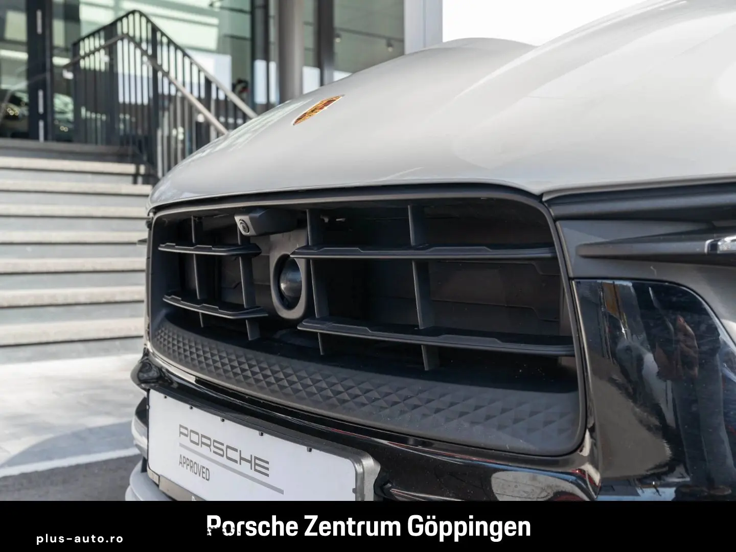 PORSCHE Macan GTS Surround-View BOSE 21-Zoll Luftfederun