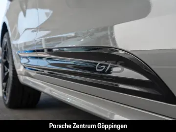 PORSCHE Macan GTS Surround-View BOSE 21-Zoll Luftfederun