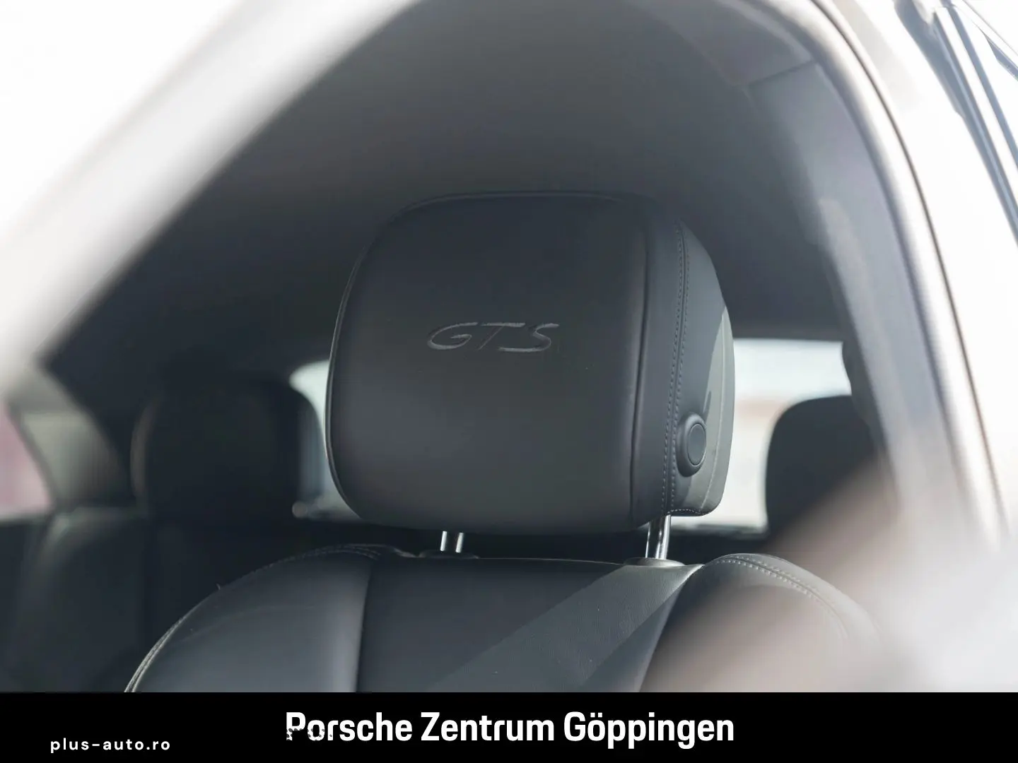 PORSCHE Macan GTS Surround-View BOSE 21-Zoll Luftfederun