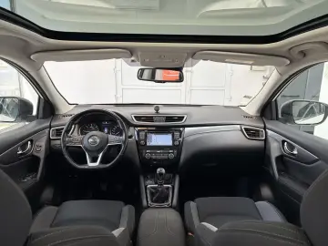 NISSAN QASHQAI Tekna Plus  2018