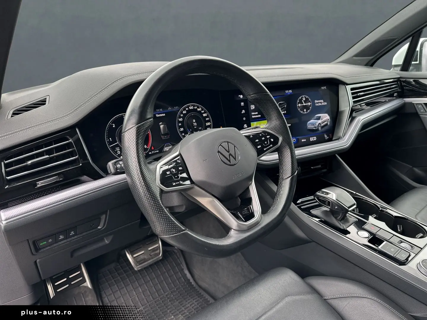 VW Touareg R-Line 4Motion Sportpaket Navi Leder LED