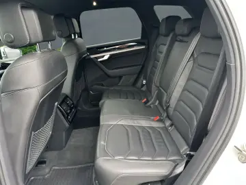 VW Touareg R-Line 4Motion Sportpaket Navi Leder LED