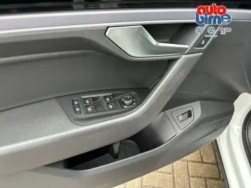VW Touareg R-Line 4Motion Sportpaket Navi Leder LED