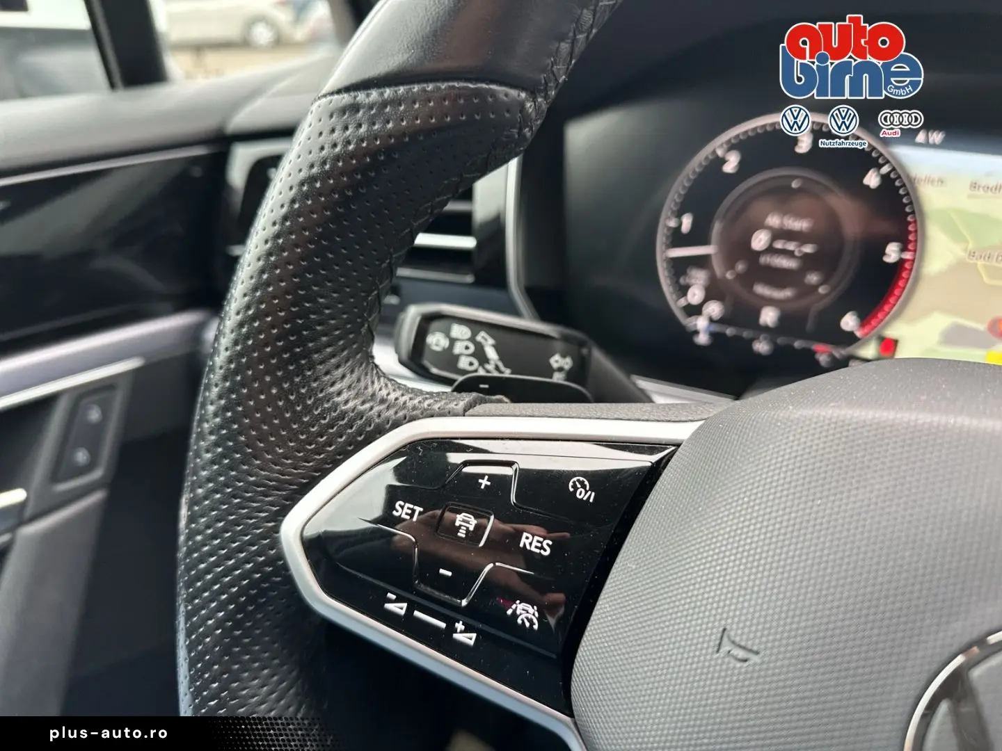 VW Touareg R-Line 4Motion Sportpaket Navi Leder LED