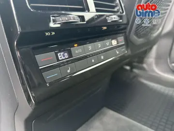 VW Touareg R-Line 4Motion Sportpaket Navi Leder LED