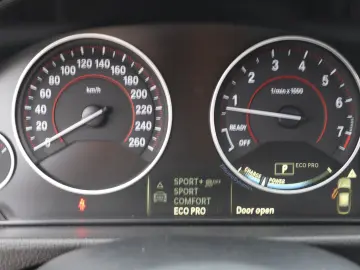 BMW Seria 3 328i GT Automat Sport Line