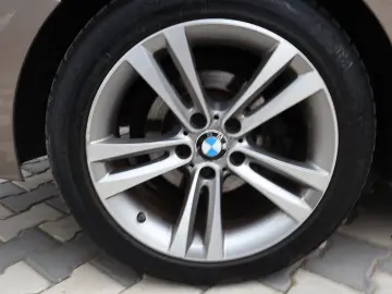 BMW Seria 3 328i GT Automat Sport Line