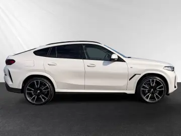 BMW X6 xDrive30d M Sport AHK Pano 22 LMR Standhzg.