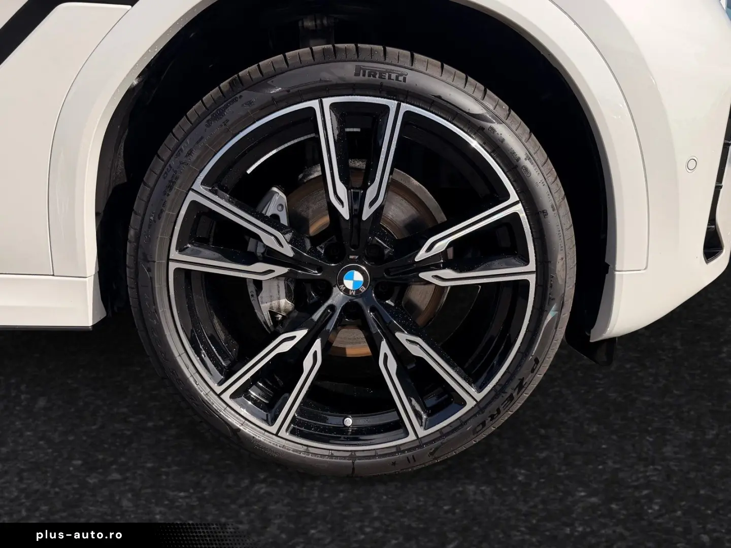 BMW X6 xDrive30d M Sport AHK Pano 22 LMR Standhzg.