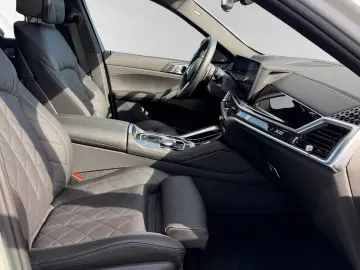 BMW X6 xDrive30d M Sport AHK Pano 22 LMR Standhzg.