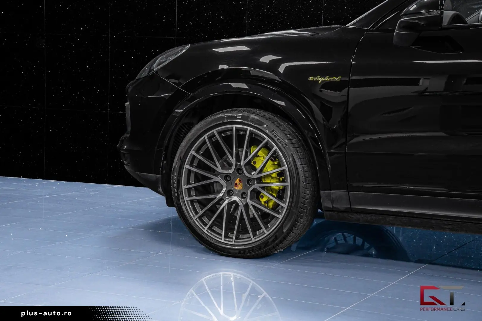 PORSCHE Cayenne E-Hyb Coupé Platinum Edt 22  Pano HuD