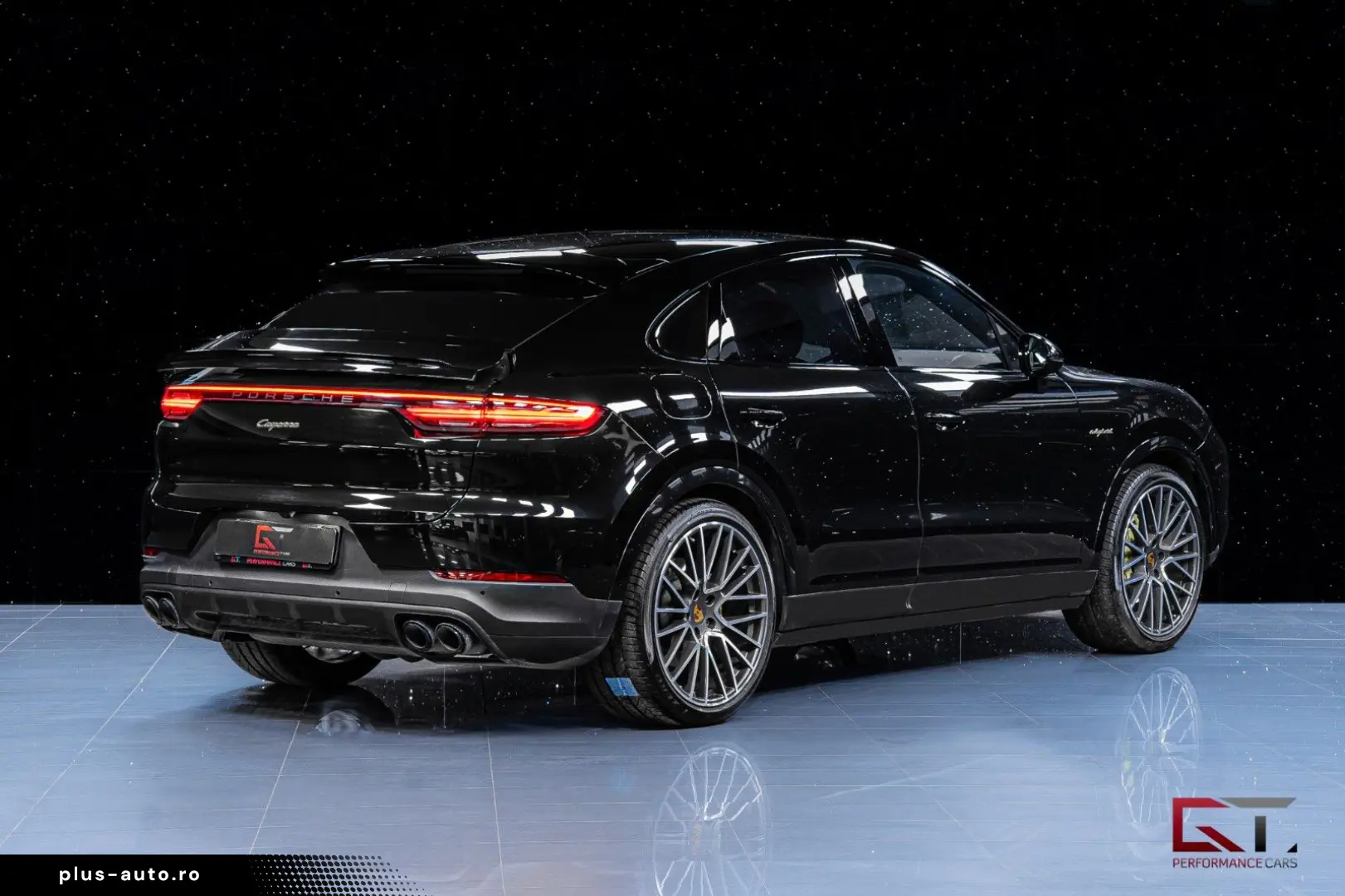 PORSCHE Cayenne E-Hyb Coupé Platinum Edt 22  Pano HuD