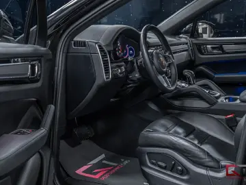 PORSCHE Cayenne E-Hyb Coupé Platinum Edt 22  Pano HuD