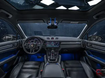 PORSCHE Cayenne E-Hyb Coupé Platinum Edt 22  Pano HuD