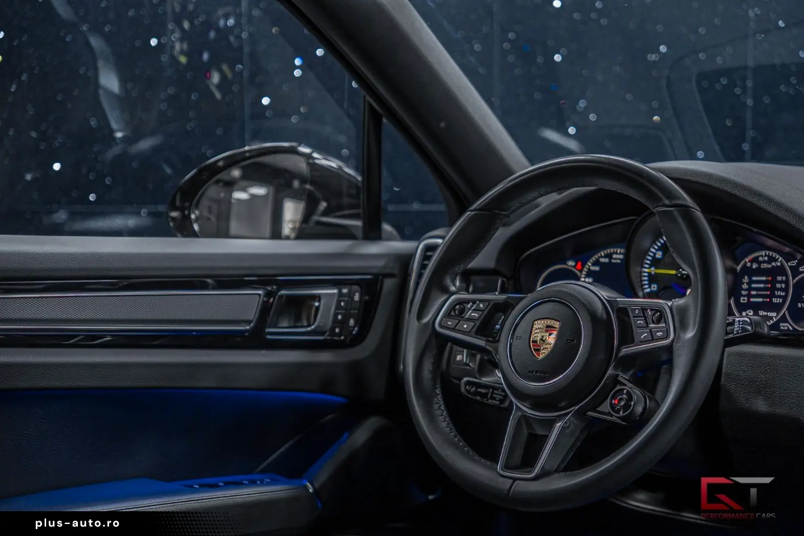 PORSCHE Cayenne E-Hyb Coupé Platinum Edt 22  Pano HuD