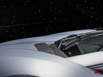 LAMBORGHINI Aventador SVJ Carbon Lifting Camera NOVITEC