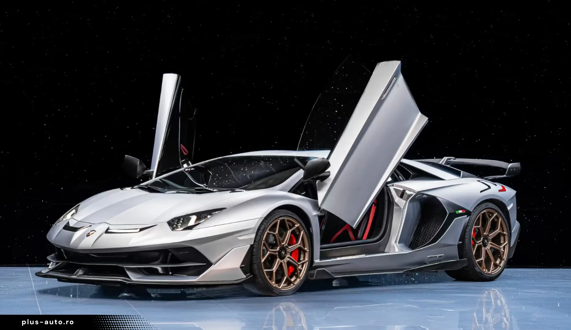 LAMBORGHINI Aventador SVJ Carbon Lifting Camera NOVITEC