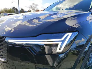 VOLVO XC90 T8 Plus Dark Plug-In Hybrid AWD 7-Sitzer Na