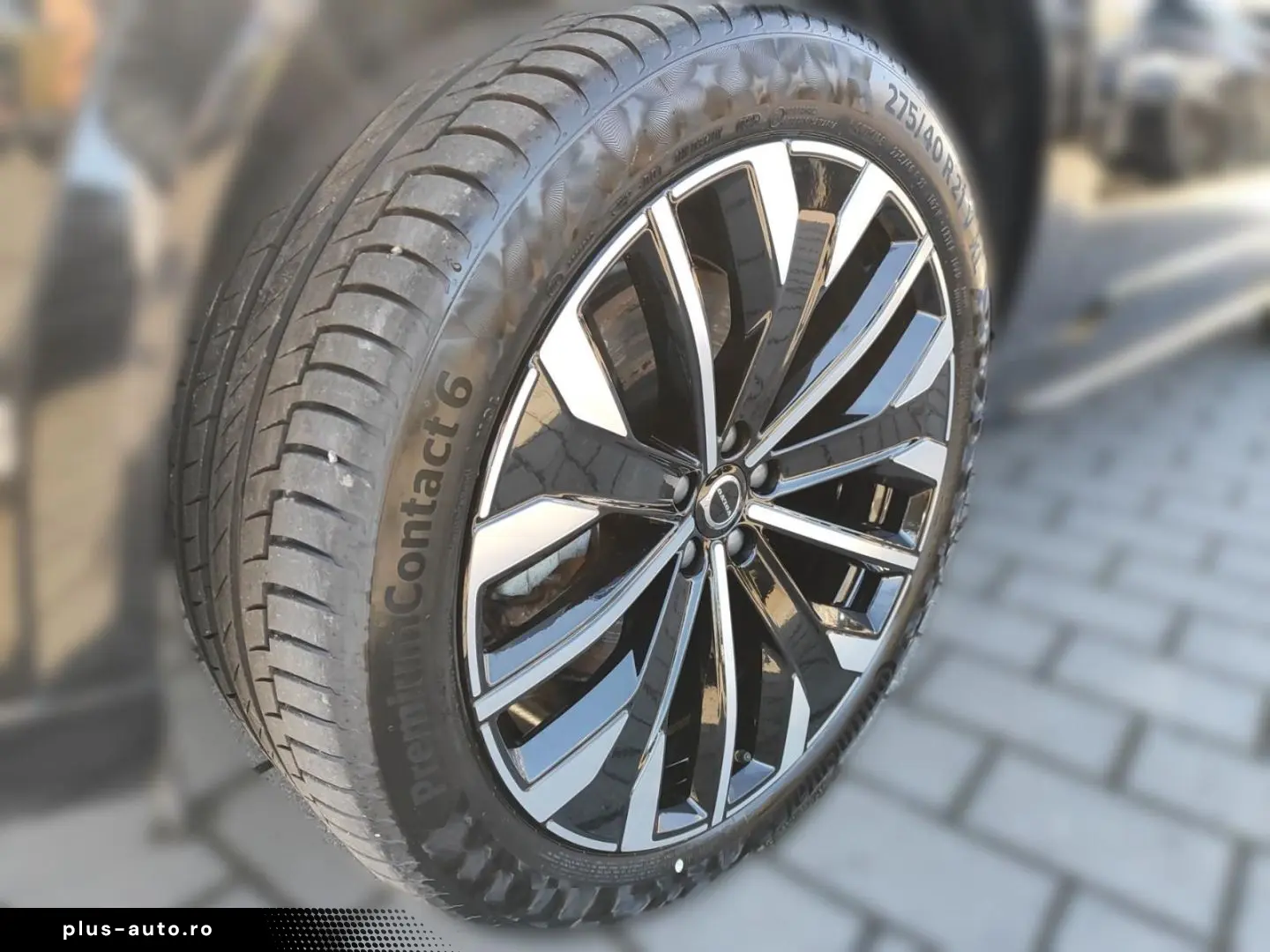 VOLVO XC90 T8 Plus Dark Plug-In Hybrid AWD 7-Sitzer Na