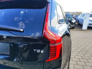 VOLVO XC90 T8 Plus Dark Plug-In Hybrid AWD 7-Sitzer Na