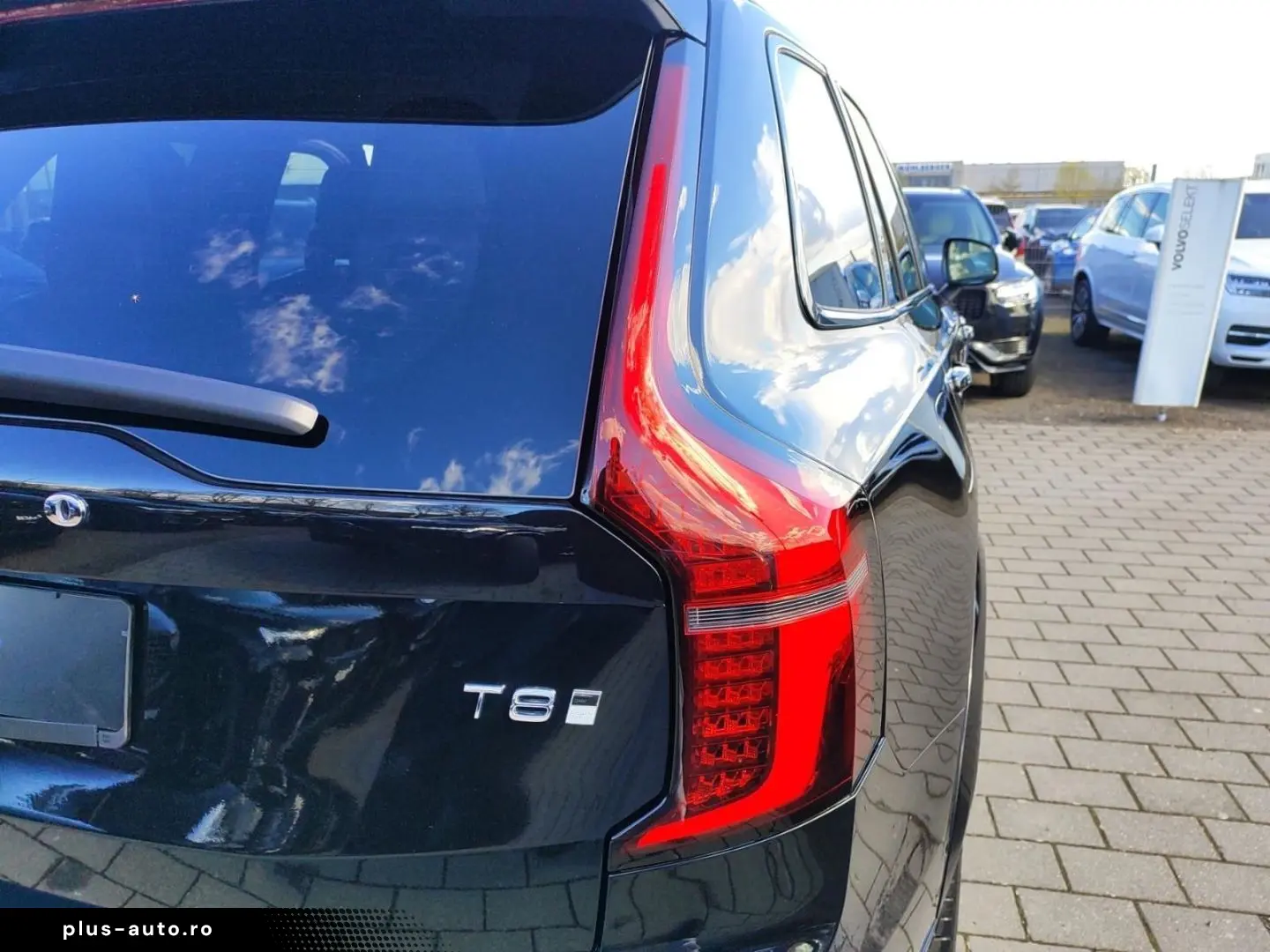 VOLVO XC90 T8 Plus Dark Plug-In Hybrid AWD 7-Sitzer Na