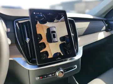 VOLVO XC90 T8 Plus Dark Plug-In Hybrid AWD 7-Sitzer Na