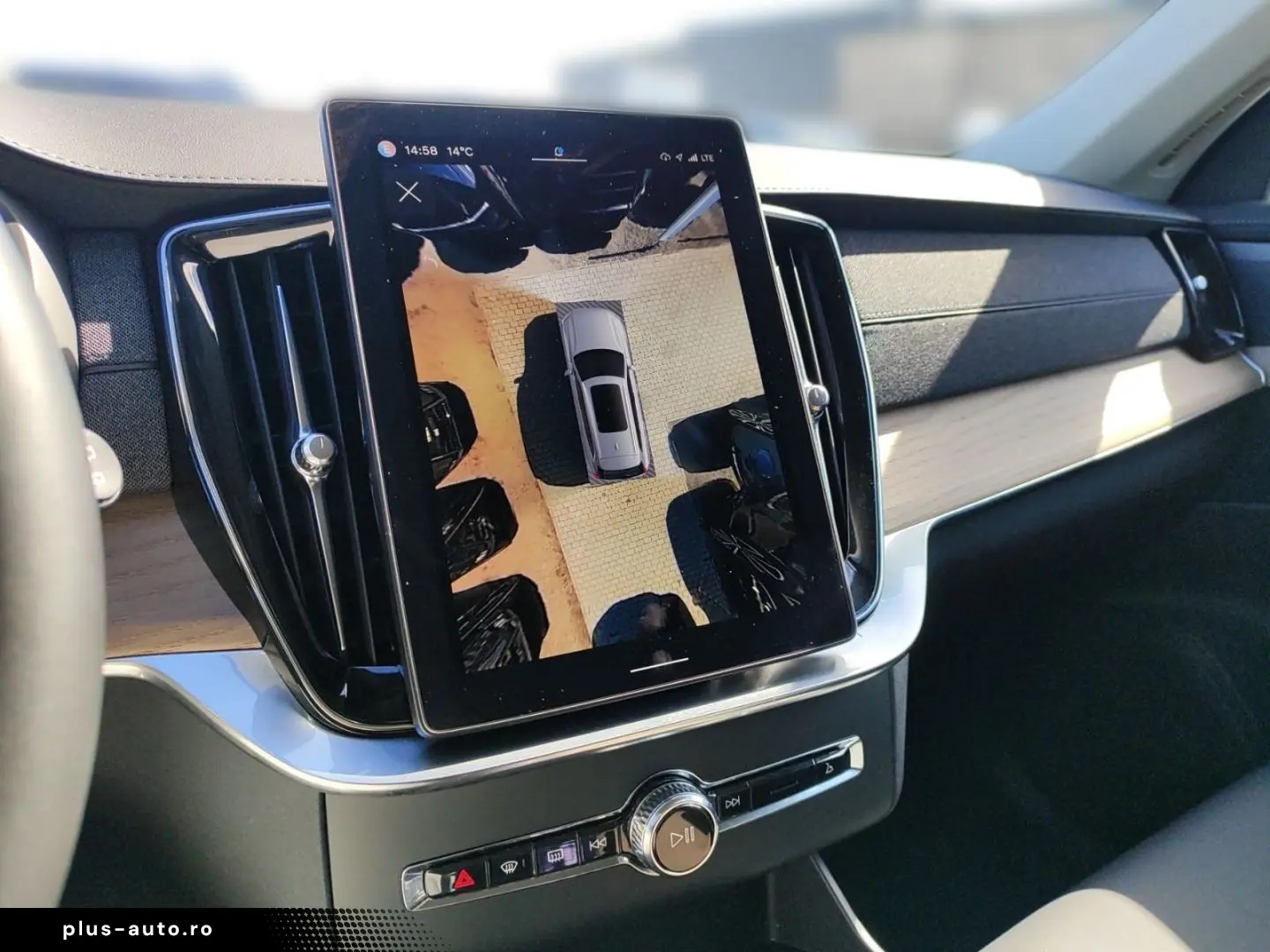 VOLVO XC90 T8 Plus Dark Plug-In Hybrid AWD 7-Sitzer Na